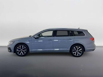 Volkswagen Passat 1.4 TSI 13kWh GTE Estate 5dr Petrol Plug-in Hybrid DSG Euro 6 (s