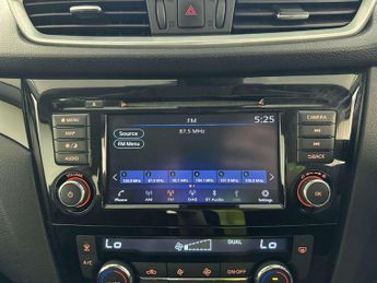 Nissan Qashqai 1.3 DIG-T Acenta Premium SUV 5dr Petrol DCT Auto Euro 6 (s/s) (1