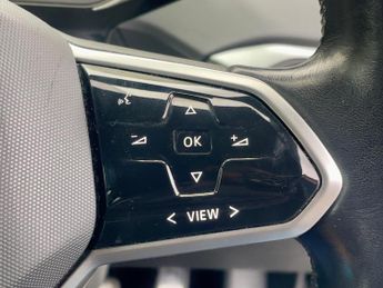 Volkswagen ID.4 Pro Performance 77kWh 1ST Edition Auto 5dr