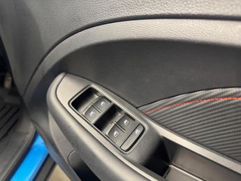 MG MG ZS 72.6kWh Trophy Connect Long Range Auto 5dr