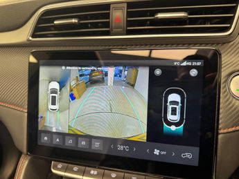 MG MG ZS 72.6kWh Trophy Connect Long Range Auto 5dr