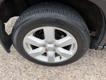 Nissan X-Trail 2.0 dCi Aventura Explorer Auto 4WD Euro 4 5dr