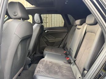 Audi Q3 2.0 TFSI 40 Vorsprung S Tronic quattro Euro 6 (s/s) 5dr