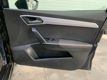 SEAT Arona 1.5 TSI FR Sport DSG Euro 6 (s/s) 5dr