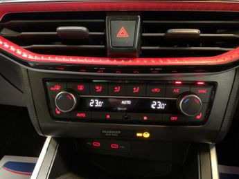 SEAT Arona 1.5 TSI FR Sport DSG Euro 6 (s/s) 5dr