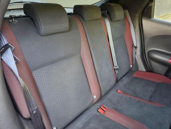 Nissan Juke 1.6 Acenta Premium XTRON Euro 5 5dr