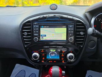 Nissan Juke 1.6 Acenta Premium XTRON Euro 5 5dr