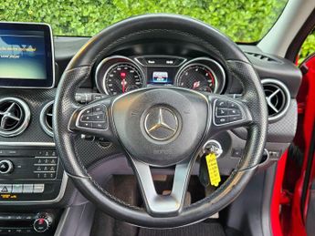 Mercedes-Benz A Class 1.5 A180d Sport 7G-DCT Euro 6 (s/s) 5dr