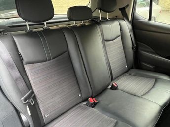 Nissan Leaf 40kWh N-Connecta Auto 5dr