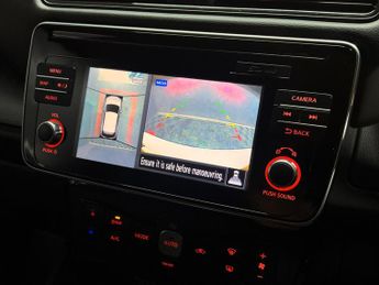 Nissan Leaf 40kWh N-Connecta Auto 5dr