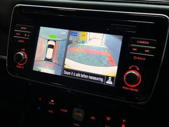 Nissan Leaf 40kWh N-Connecta Auto 5dr