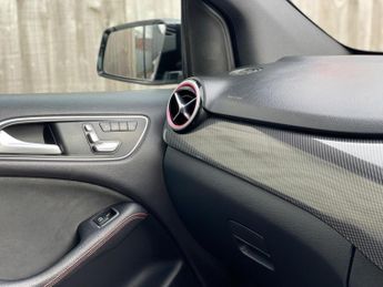 Mercedes-Benz B Class 2.1 B200d AMG Line (Premium Plus) 7G-DCT Euro 6 (s/s) 5dr