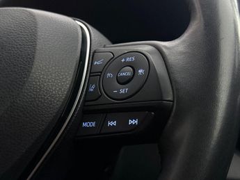 Toyota RAV4 2.5 VVT-h Design CVT 4WD Euro 6 (s/s) 5dr