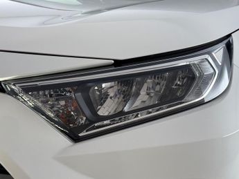 Toyota RAV4 2.5 VVT-h Design CVT 4WD Euro 6 (s/s) 5dr