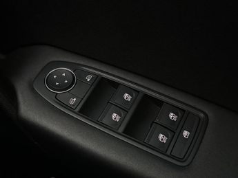 Renault Captur 1.6 E-TECH evolution Auto Euro 6 (s/s) 5dr