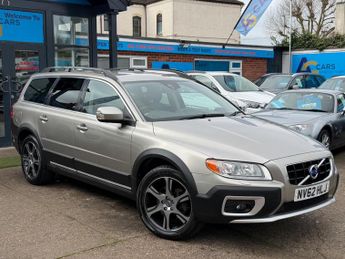 Volvo XC70 2.4 D5 SE Lux Estate 5dr Diesel Geartronic AWD Euro 5 (215 ps)
