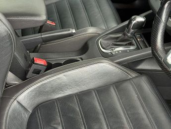 Volkswagen Scirocco 2.0 TDI BlueMotion Tech DSG Euro 5 (s/s) 3dr (Nav)