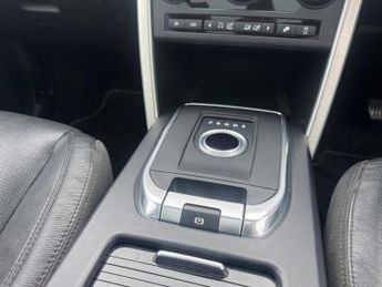 Land Rover Discovery Sport 2.0 TD4 HSE Black Auto 4WD Euro 6 (s/s) 5dr