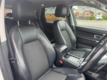 Land Rover Discovery Sport 2.0 TD4 SE Auto 4WD Euro 6 (s/s) 5dr