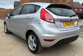 Ford Fiesta 1.6 Zetec Powershift Euro 5 5dr