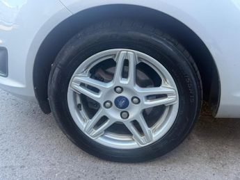 Ford Fiesta 1.6 Zetec Powershift Euro 5 5dr