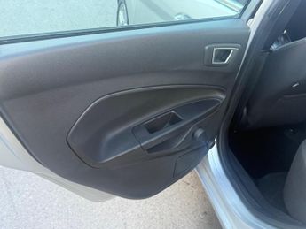 Ford Fiesta 1.6 Zetec Powershift Euro 5 5dr