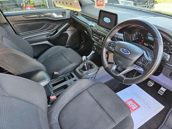 Ford Focus 1.0T EcoBoost ST-Line Edition Euro 6 (s/s) 5dr