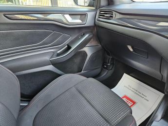 Ford Focus 1.0T EcoBoost ST-Line Edition Euro 6 (s/s) 5dr