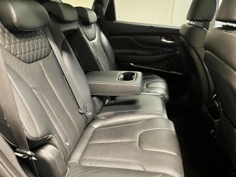 Hyundai Santa Fe 2.2 CRDi Premium SE Auto Euro 6 (s/s) 5dr 7 Seat