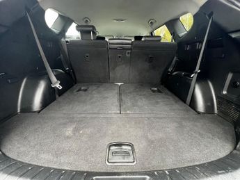 Hyundai Santa Fe 2.2 CRDi Blue Drive Premium Auto 4WD Euro 6 (s/s) 5dr (7 Seat)