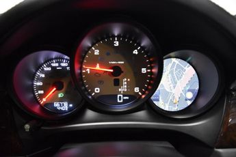 Porsche Macan 3.0 TD V6 S PDK 4WD Euro 6 (s/s) 5dr