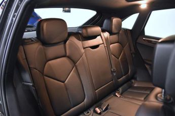 Porsche Macan 3.0 TD V6 S PDK 4WD Euro 6 (s/s) 5dr