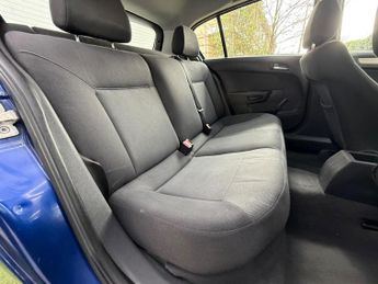 Vauxhall Astra 1.6i 16v Club 5dr