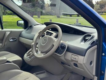 Renault Scenic 1.6 VVT Privilege 5dr