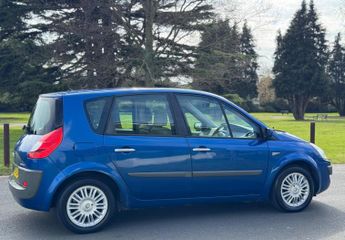 Renault Scenic 1.6 VVT Privilege 5dr