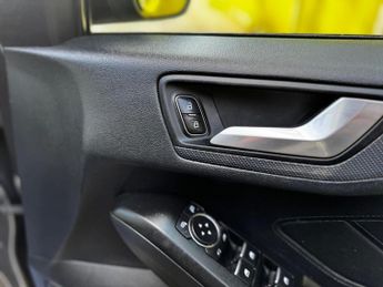 Ford Focus 1.5 EcoBlue ST-Line X Auto Euro 6 (s/s) 5dr