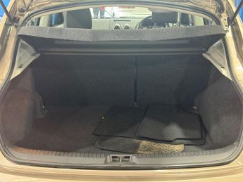 Nissan Qashqai 1.6 Acenta 2WD Euro 5 (s/s) 5dr