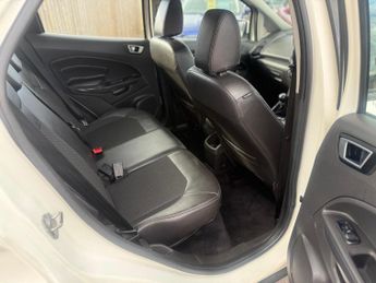 Ford EcoSport 1.0T EcoBoost Titanium 2WD Euro 5 (s/s) 5dr