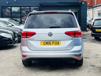 Volkswagen Touran 1.6 TDI BlueMotion Tech SE Family DSG Euro 6 (s/s) 5dr