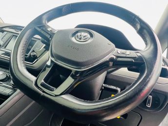 Volkswagen Touran 1.6 TDI BlueMotion Tech SE Family DSG Euro 6 (s/s) 5dr