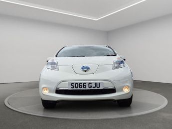 Nissan Leaf 24kWh Tekna Hatchback 5dr Electric Auto (109 bhp)