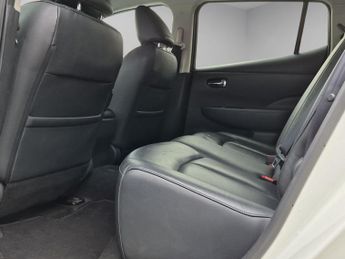 Nissan Leaf 24kWh Tekna Hatchback 5dr Electric Auto (109 bhp)