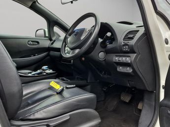 Nissan Leaf 24kWh Tekna Hatchback 5dr Electric Auto (109 bhp)