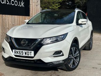 Nissan Qashqai 1.3 DIG-T N-Connecta Euro 6 (s/s) 5dr
