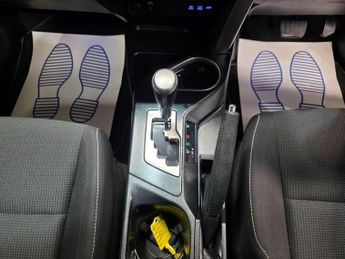 Toyota RAV4 2.5 VVT-h Business Edition Plus CVT Euro 6 (s/s) 5dr (Safety Sen