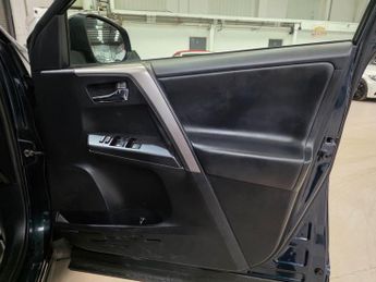 Toyota RAV4 2.5 VVT-h Icon CVT Euro 6 (s/s) 5dr