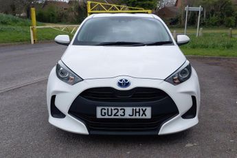 Toyota Yaris 1.5 VVT-h Icon E-CVT Euro 6 (s/s) 5dr