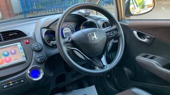 Honda Fit 1.3 Hybrid Shuttle Estate