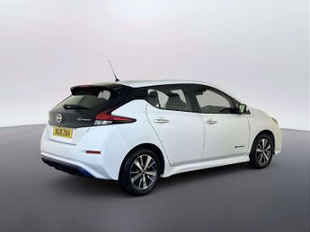 Nissan Leaf 40kWh Acenta Hatchback 5dr Electric Auto (150 ps)