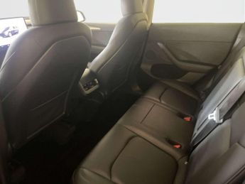 Tesla Model Y SUV 5dr Electric Auto RWD (346 ps)